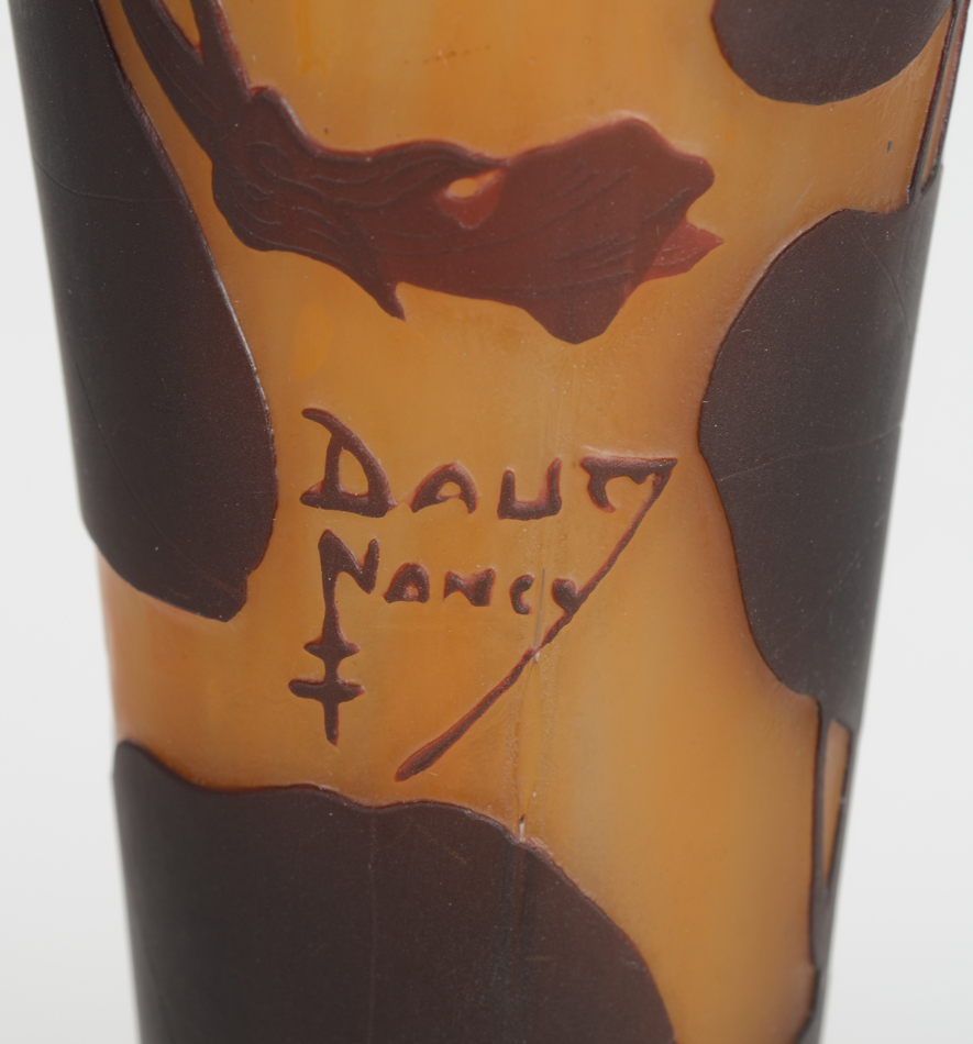 Daum Nancy — Signature at the side