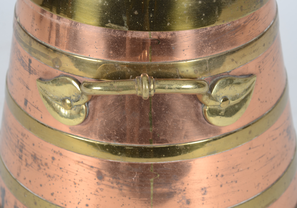 A Dutch Arts and Crafts 'Doofpot' or Ashes box, ca. 1900 — Detail of the handle