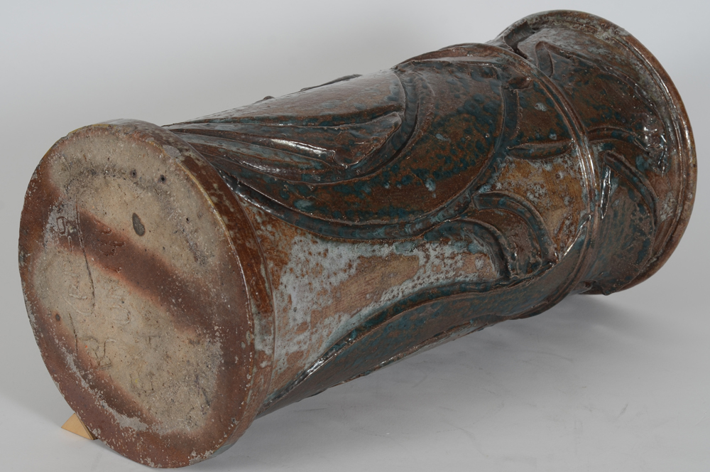 Arthur Craco — An alternate view showing the base