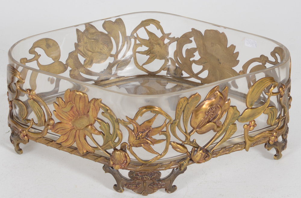 French Art Nouveau Jardinière — Alternate view of the object