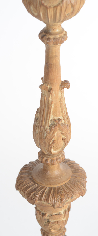 A very well carved decorative wooden pricket candlestick 18th century — Detail of the upper part of the stem