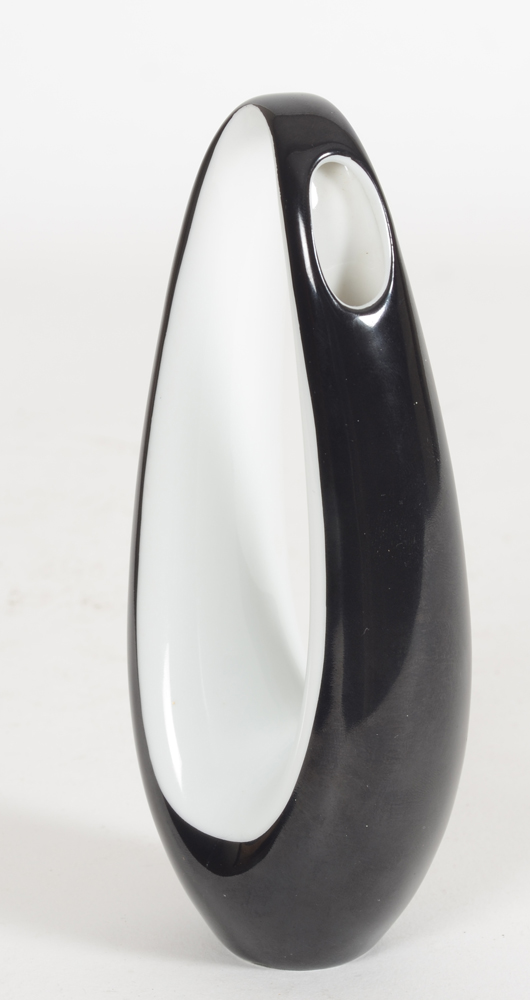 Beate Kuhn — Alternate view