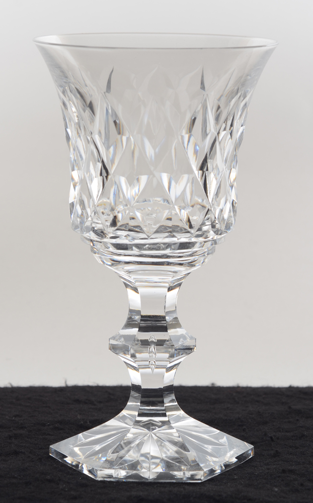 Val Saint-Lambert, model Metternich, taille fantaisie, cut crystal wine glass — Verre à vin en cristal taillé