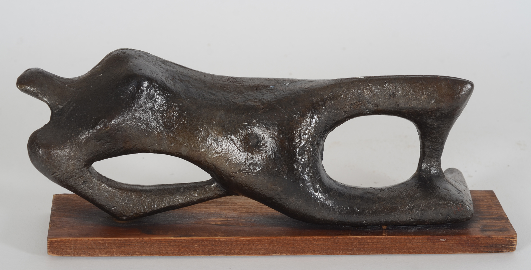 Marc De Bruyn (Nieuwenkerken 1924 - Aalst 2009) sculpture Femina — <p>Alternate view</p>