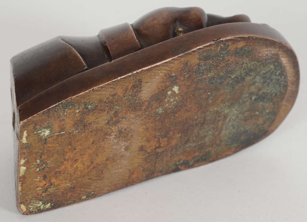 a bronze Roman foot, used as presse-papiers, 19th century — View of the base