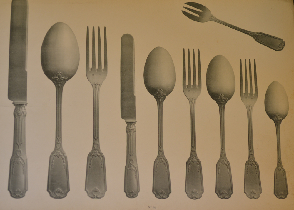 Delheid Frères, a complete set of L XIV style cutlery in silver for 12 persons — Excerpt out of the Delheid model catalogue