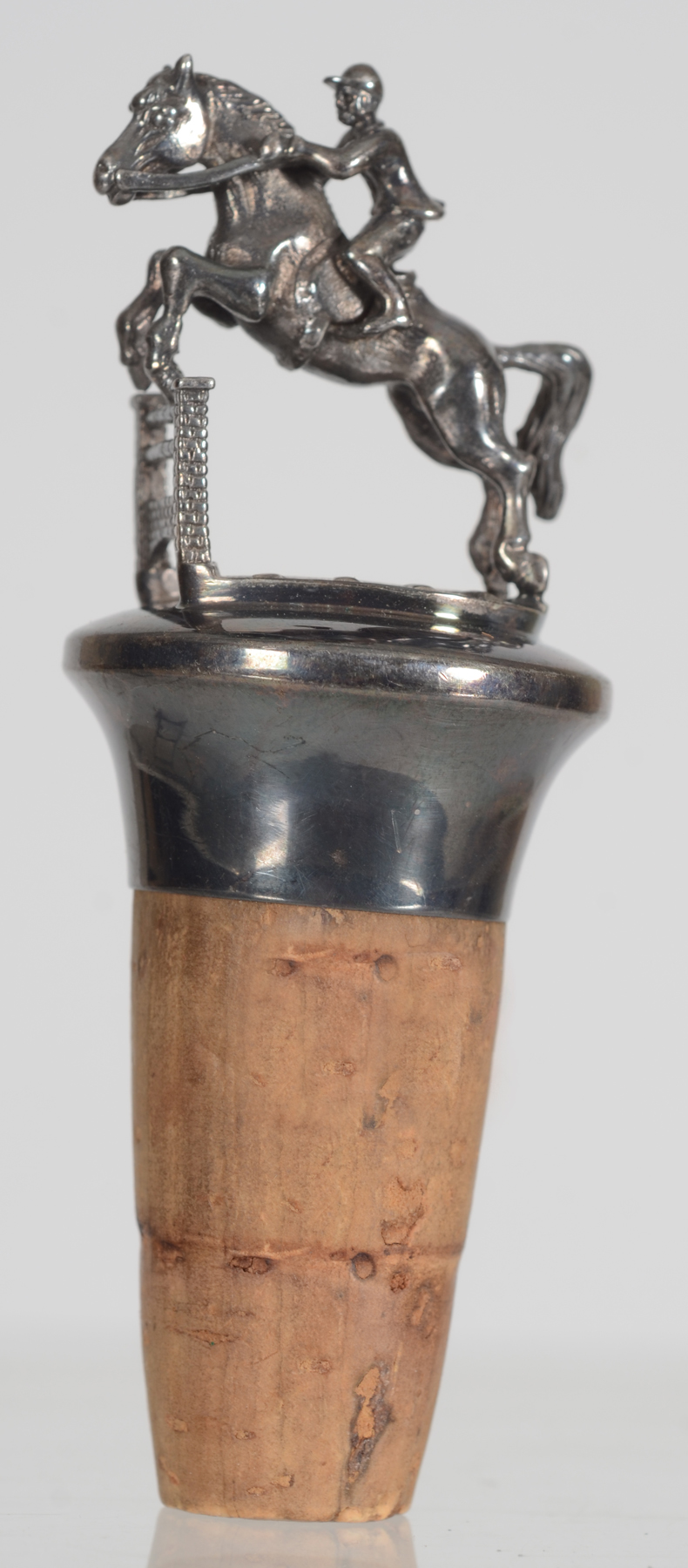 Lucky_jockey_stopper_silver_front