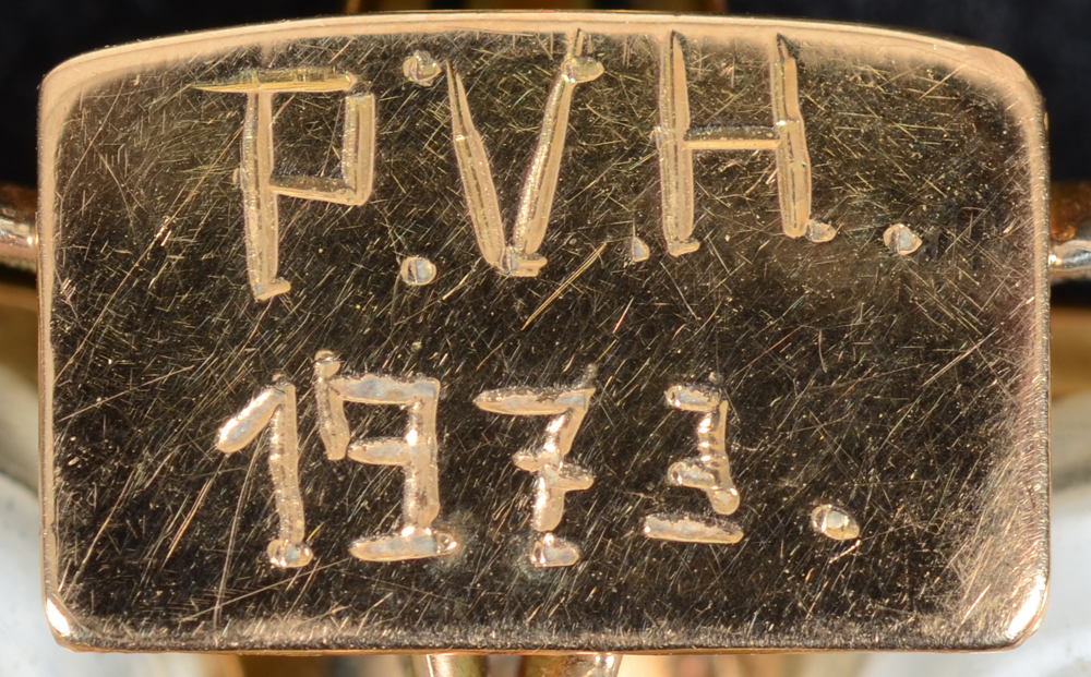 Paul Van Hoeydonck — Monogram signature and date at the back