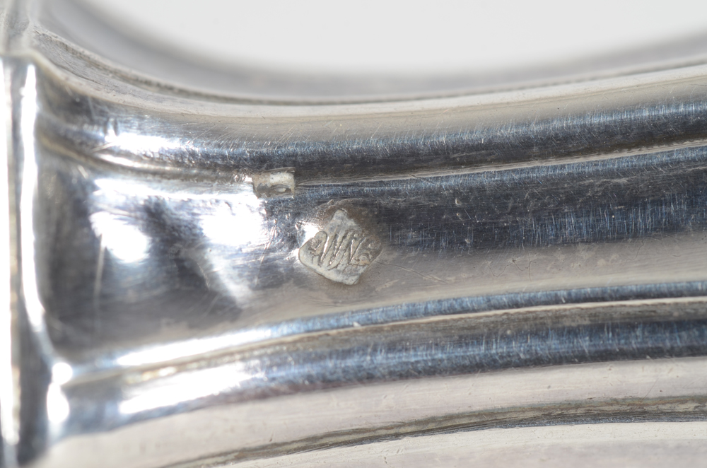Manche à gigot or à volaille in silver, Brussels 1832-1858 — Essayors mark on the handle, twice