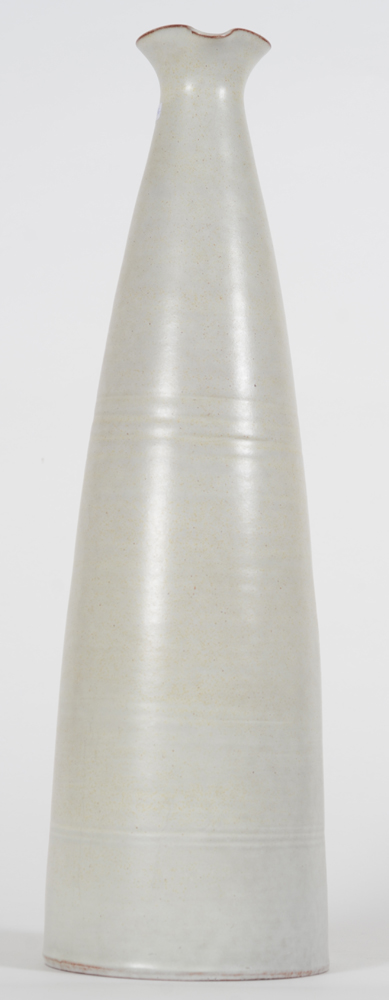 Joost Maréchal a large white glazed slender jug, 1950's — View from the front from below