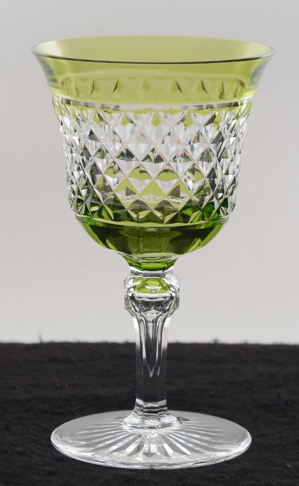 Val Saint-Lambert Calvados green riesling glass — Verre à vin riesling vert en cristal