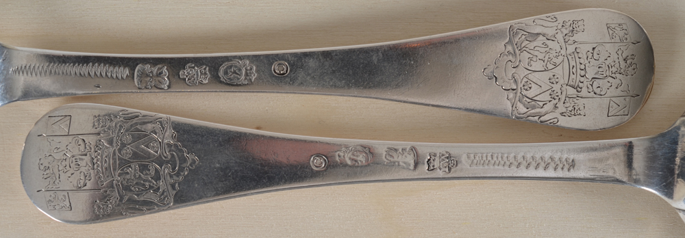 Jacques-François Wery — Detail of the back with crests