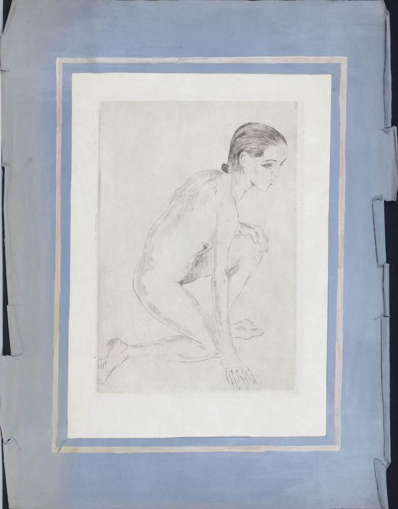 Crouching female nude etching — Nu féminin, gravure à l'eau-forte d'un artiste inconnu. Non signée ou datée.<br>