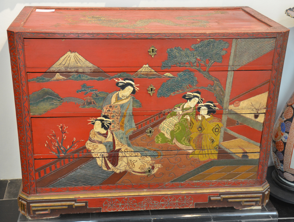 A 1930's Japonist art deco chest of drawers — View from the front