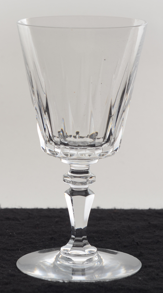 Val St-Lambert, model Faraday taille Balmoral — Verre à vin en cristal taillé