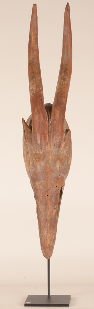 African Mask — Un masque d'antilope, probablement Burkina Faso, d'une importante collection privee Bruxelloise.