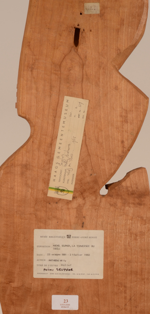 Willy Anthoons and Michel Seuphor — <p>Exhibition labels at the back of the sculpture</p>