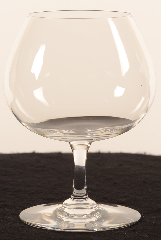 Baccarat Cognac 130 — Baccarat (France), verre de Cognac en cristal, hauteur 130 mm (quantity: available)