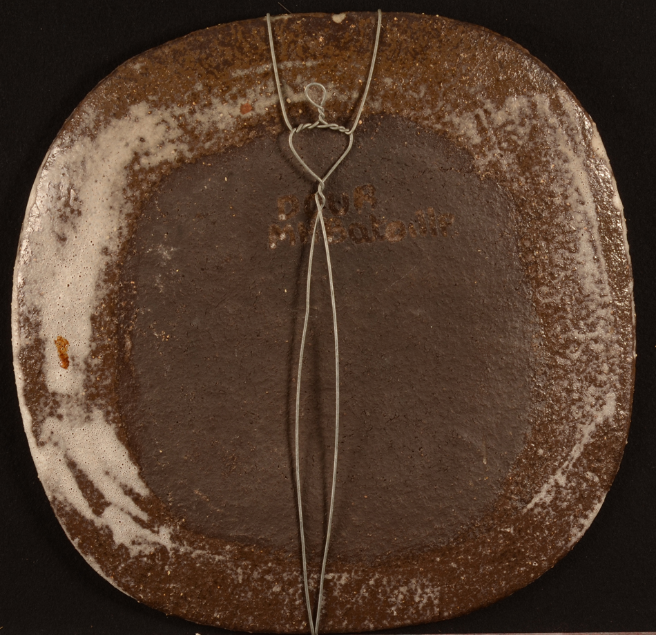 Marie-Henriette Bataille  — Back of the hand formed dish