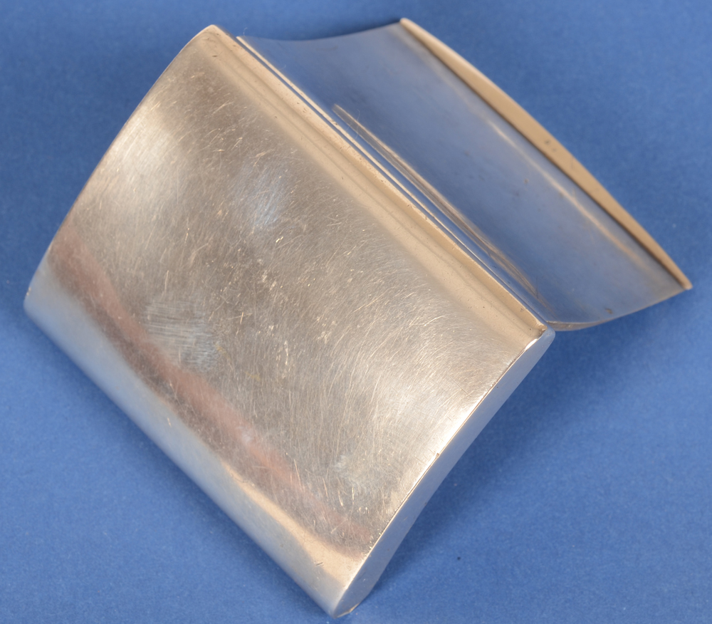 Belgian silver snuff box — Back of the (open) snuff box