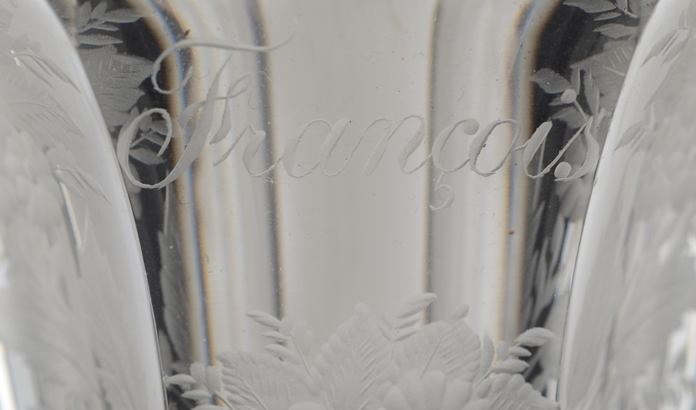 Val St-Lambert Lalaing engraved — Detail of the engraved name