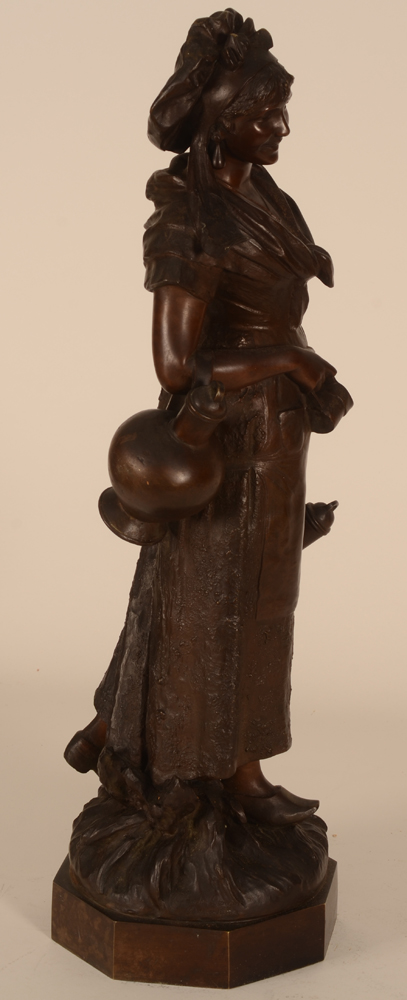 Polydore Comeyn the Milk Maid bronze — Hauteur du bronze: 62 cm