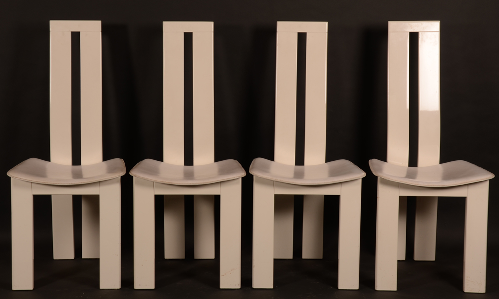 Pietro Costantini — Set de 4 chaises en bois laqué blanc, 