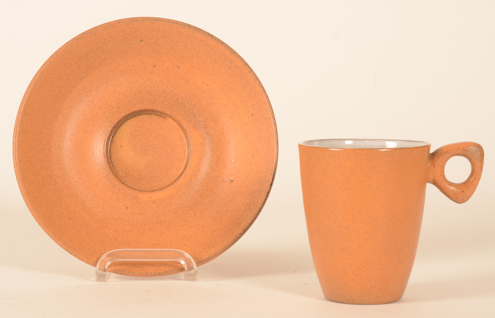 Cor Unum/Zweitse Landsheer 6 cups and saucers — Orange vintage ceramic cup and saucer