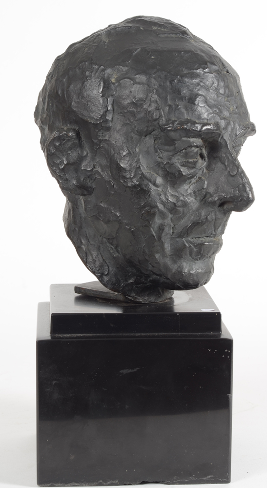 Henri Puvrez Portrait of the sculptor Oscar Jespers in bronze — Right profile of the sculpture