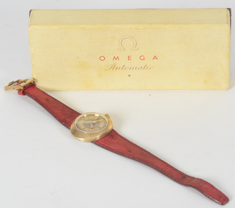 Omega Genève Dynamic gold plated ladies watch — We sell the watch with an asssociated original Omega Automatic cardboard box