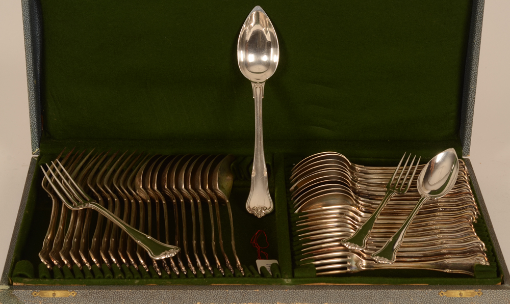 Delheid Freres — The cutlery in the original box