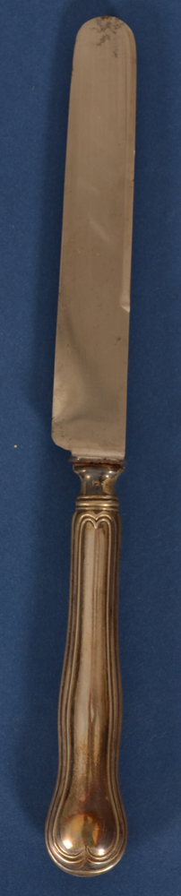 Delheid Frères Filets — Detail of a knife