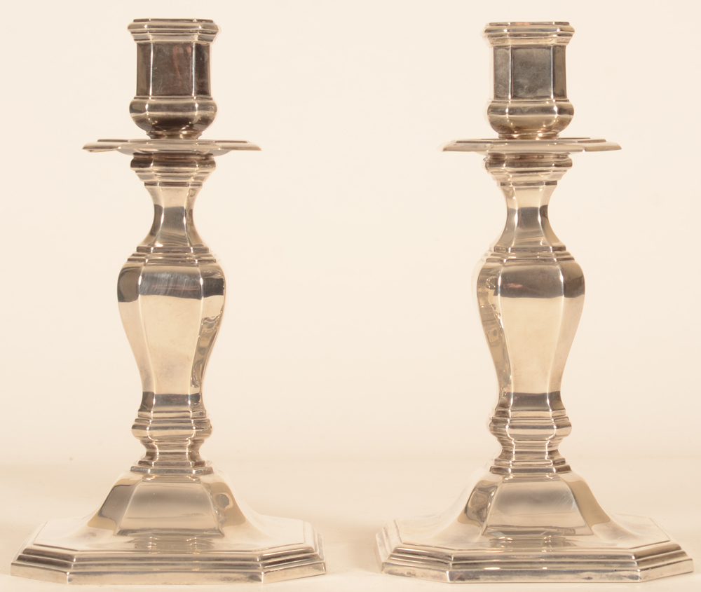 Delheid Frères S.A. — Pair de chandeliers en argent massif des années 40-50, 835/1000