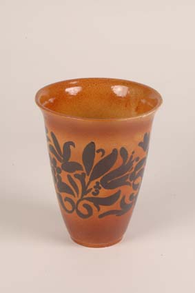 1946-1947 — <p>
	Vase, 19,5 x 16 cm, incised &quot;Kerammar&quot; (bottom).</p>