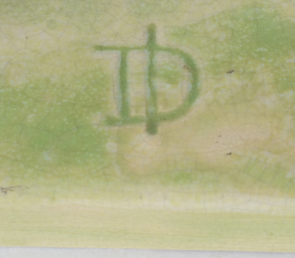 Domien Ingels — Monogram signature of the artist on the base