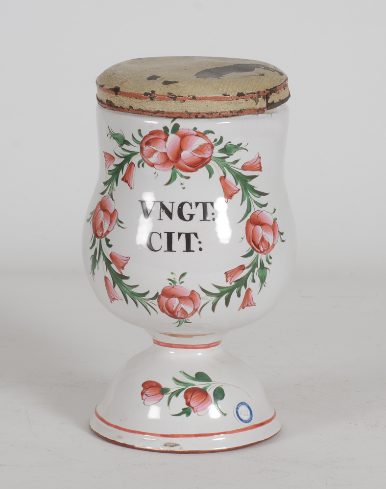 French glazed eartenware apothecary jar with tin lid — Faience de l'est pot de pharmacie avec couvercle en métal