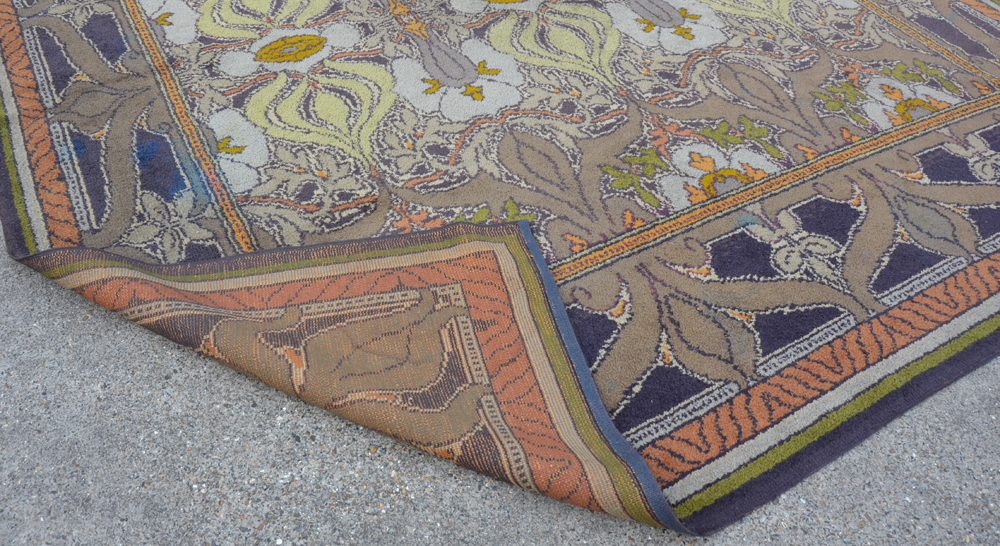 Ateliers d'Art de Courtrai De Coene Frères — Corner showing the back of the carpet