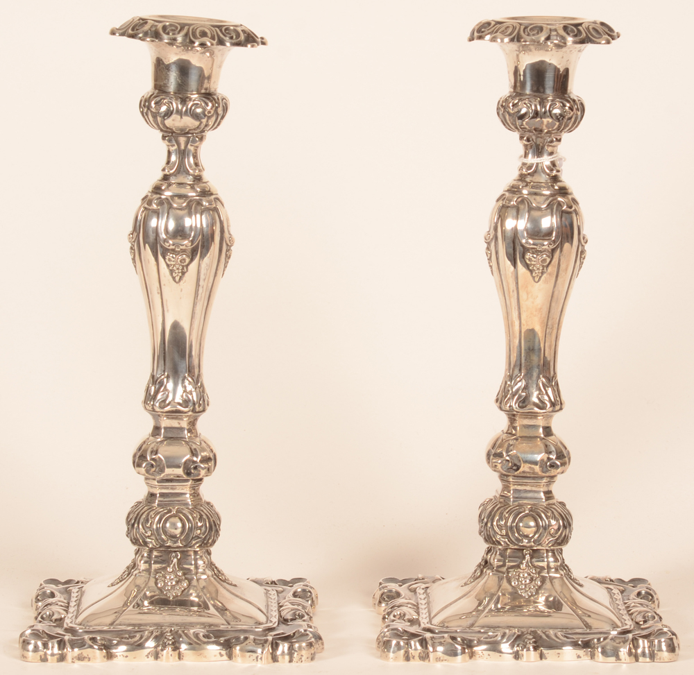 Jean-Baptiste Fallon — Paire de candélabres en argent, Namur, ca. 1832-1862