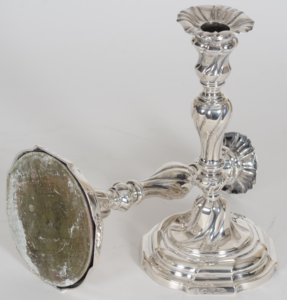 Michiel De Grave, a pair of 18th century silver candlesticks — View from the underside of the base, with wooden inset