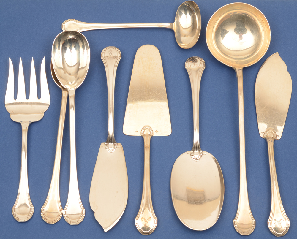 Henin et Co — The set of silver serving pieces