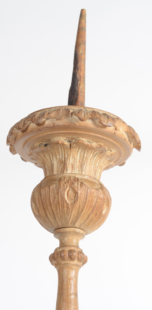 A very well carved decorative wooden pricket candlestick 18th century — Top with wooden pricket