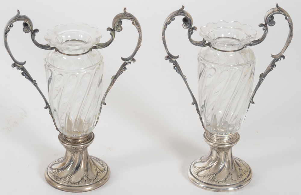 Delheid Frères, a rare pair of silver and cut crystal table vases, ca. 1900 — View from above