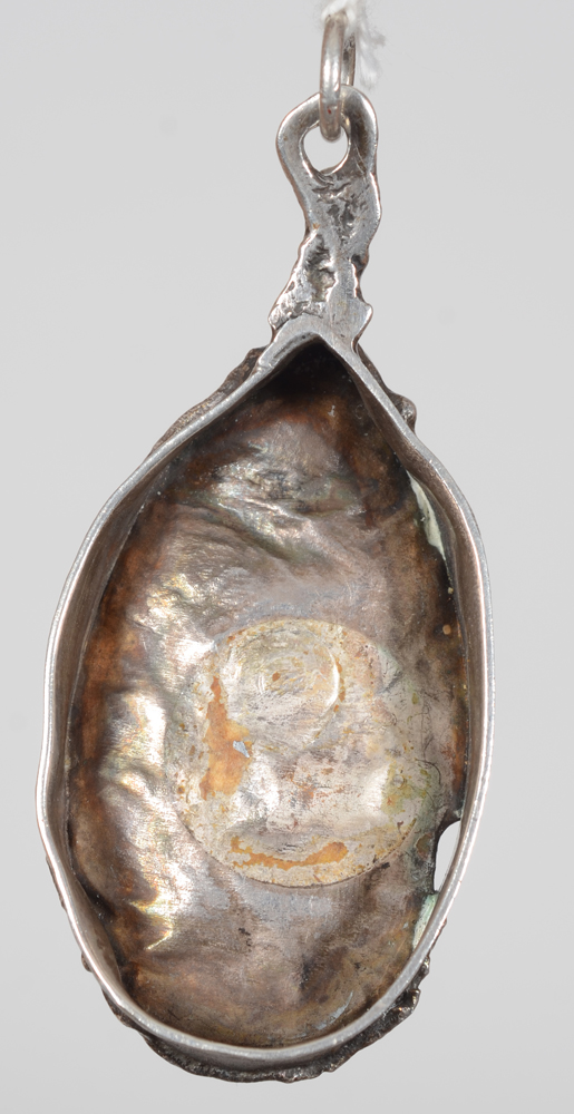 Jens Gudjonsson brutalist silver pendant — Back of the pendant