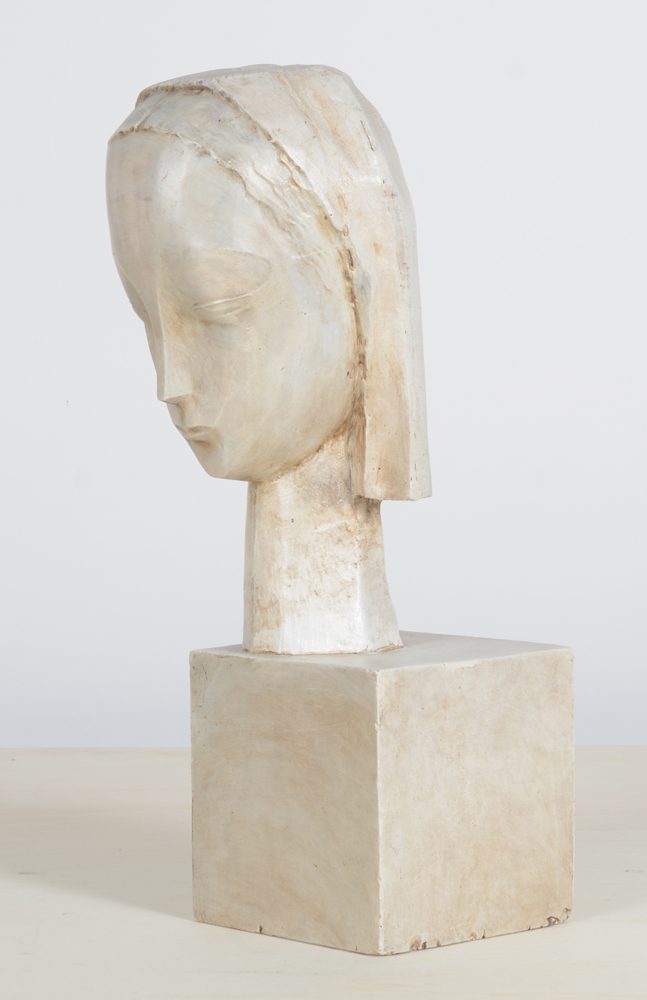 Emile Poetou — Left profile view