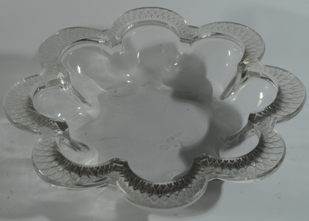 Lalique, France — A good scalopped shaped glass dish, probably 1940&#39;s.