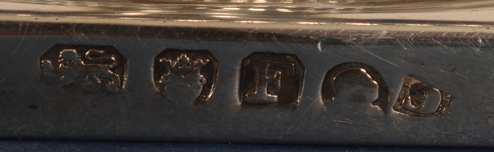 London silver sugar caster — Marks on the base rim
