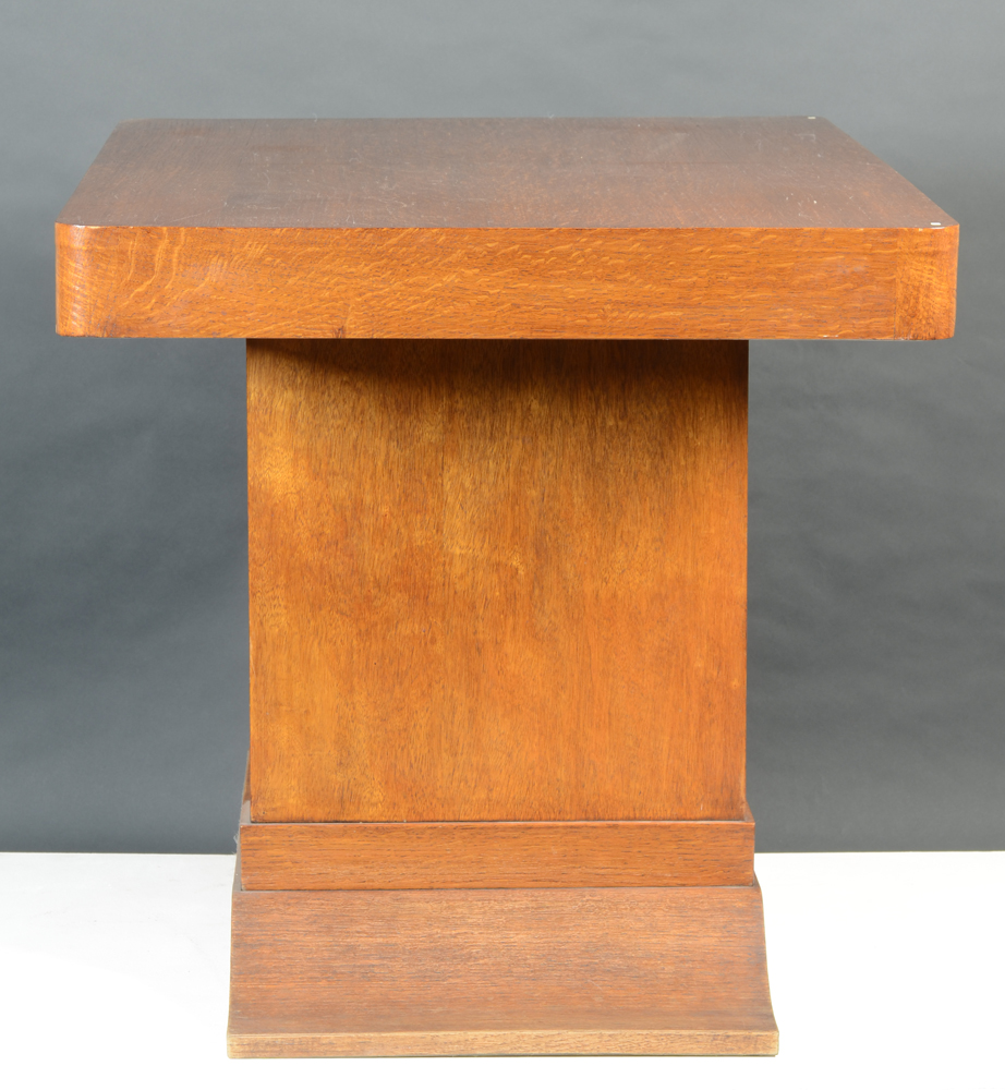 Modernist Table — Side view, showing the very austere design