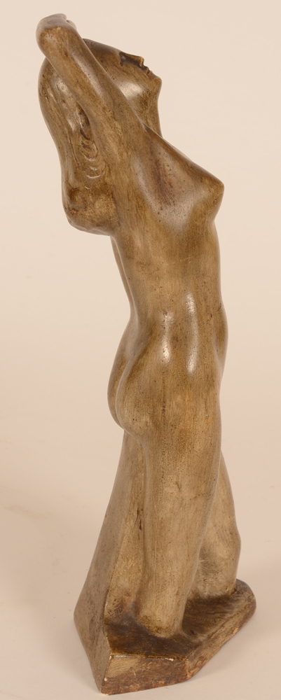 Betsy Muus — <p>Profile of the sculpture</p>