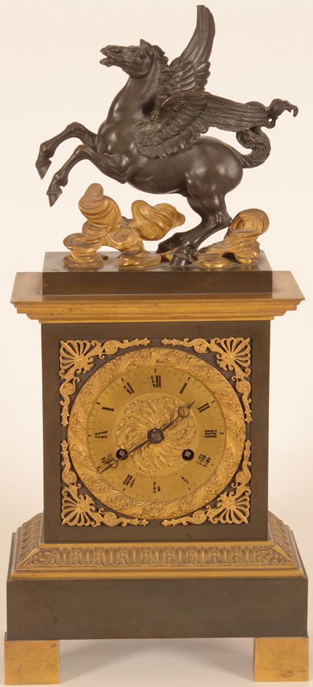 Charles X Pegasus clock — Belle petite pendule avec un beau bronze ciselé de Pégase.