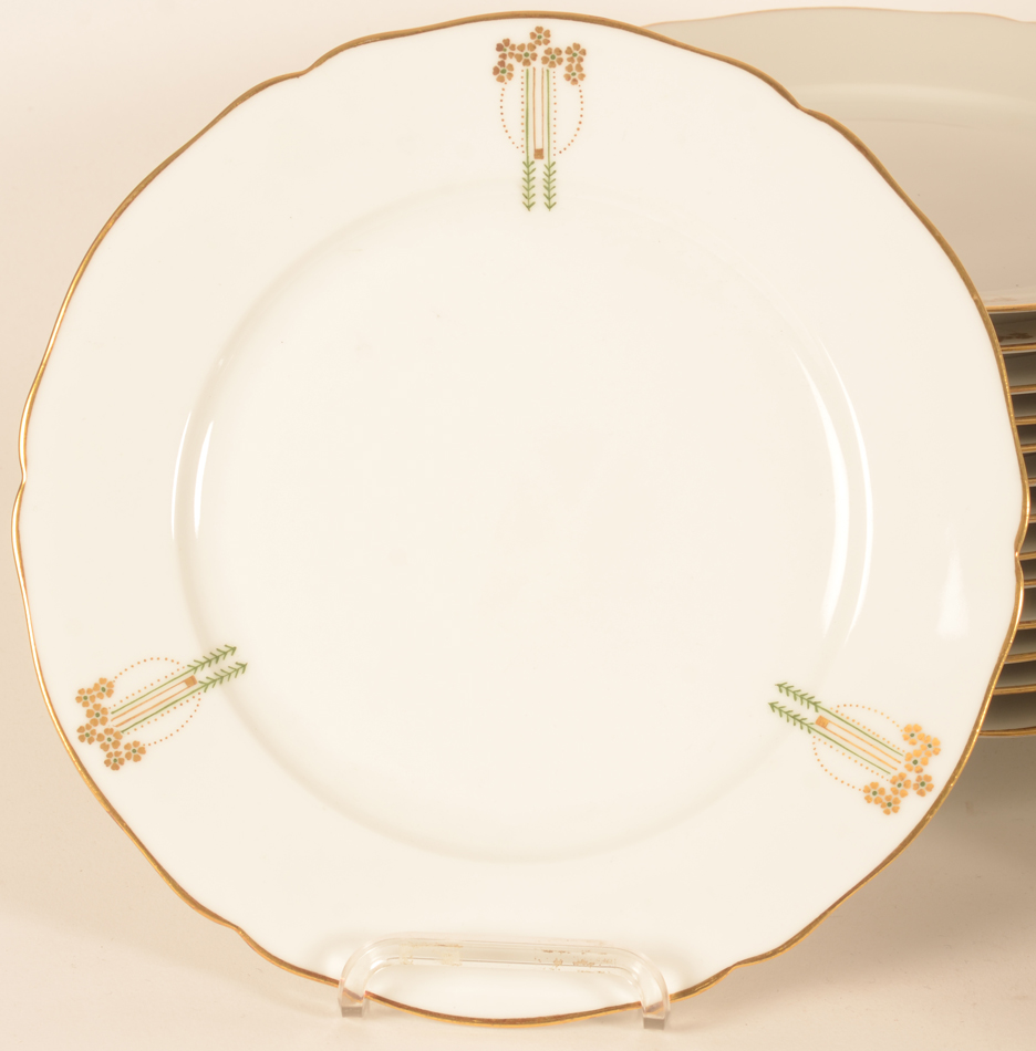 Haas and Czjzek — Detail of a dinner plate